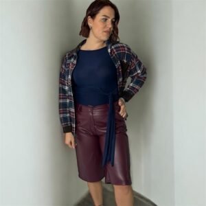 Bermuda in Ecopelle con Bottone